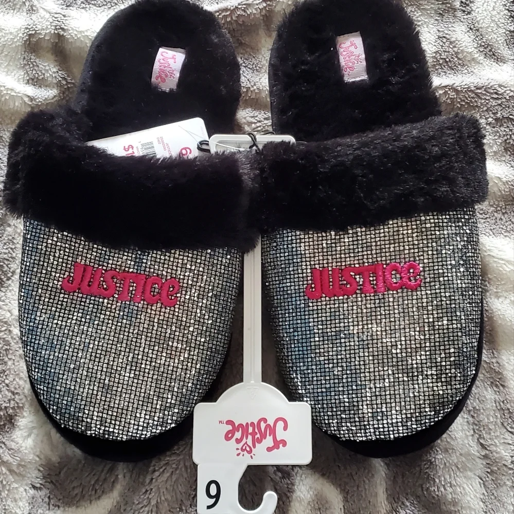 🌸Justice Slippers - Picture 1 of 4
